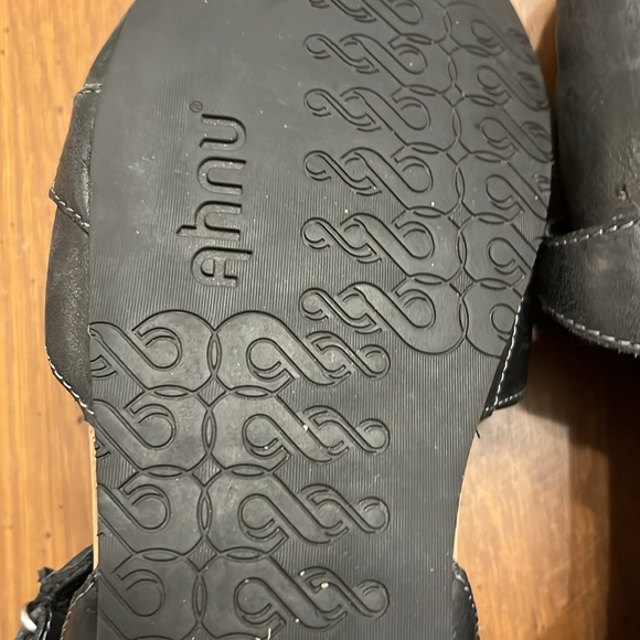 Ahnu Karma Flat Black Leather Maryjane Shoe Womens Size 11 - Picture 7 of 7